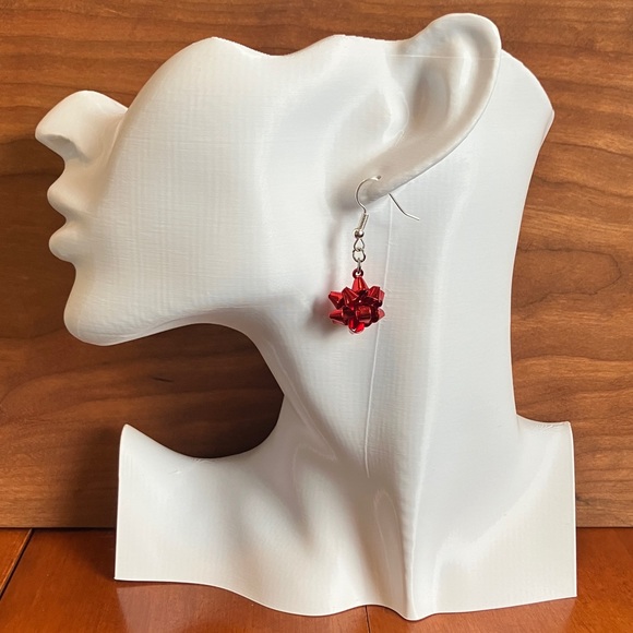 Red Bow Handmade Earrings. - Picture 3 of 3